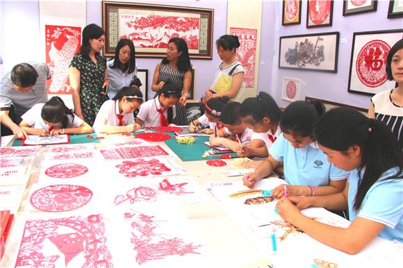 潤(rùn)美無(wú)痕，向美而行——城口縣中小學(xué)生藝術(shù)實(shí)踐工作坊現(xiàn)場(chǎng)推進(jìn)活動(dòng)紀(jì)實(shí)
